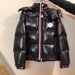 Designer de varredura Parkas Winter Puffer Jacket Brand Luxury Mens Down Men Mulheres Mulheres espessando casaco quente Roupas masculinas de lazer ao ar livre