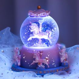 Decorative Objects Figurines Carousel Music Box Snow Dream Crystal Ball Eight Tone Glass Resin Home Decoration Ornaments Creative Boutique Gift 230719