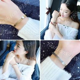 Love Screw Bracelet Fashion Designer Luxury Trendy Bangle 18K Gold Plated Titanium Steel Diamond for Women Men Nail Bracelets Silver Classic designer Jewelry