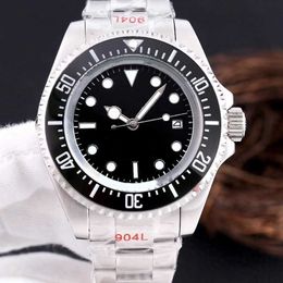 Mens Fashion Designer Watch Mens Luxury Watches 44mm Black Blue Green Dial Calendar Bracklet Folding Clasp Master Mechanical Watch