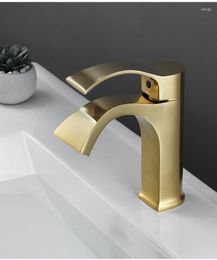 Bathroom Sink Faucets Style High Quality Brass Faucet Waterfall Copper Basin Mixer Tap Cold Water Single Hole