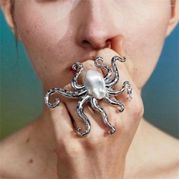 Cluster Rings Exaggerated Baroque Pearl Octopus Ring Large Metal Unique Unusual For Women Girls Egirl Y2K Banquet Jewelry 2023 Trend