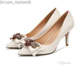 Dress Shoes 2020 luxury G Designer Trendy Women Pumps ribbon bowtie Big bees High-heeled Shoes bride Sexy Pointed wedding Shoes 8 10 12CM Z230802