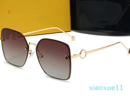luxury- Sunglasses Men Women Eyeglasses Outdoor Shades Flowers PC Frame Fashion Classic Lady Sun glasses Mirrors for Womens