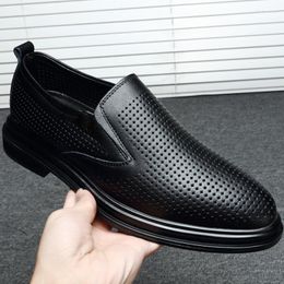 Sandals Men's Mesh Round Head Casual Business Leather Shoes Non-slip Breathable Soft Bottom Slip On Loafers Sandalias Masculina