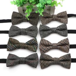 Bow Ties Design Mens Business Bowtie Plaid Butterfly Men Solid Color Wool Polyester Cravat Unisex England Style Tie For Man