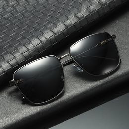 Sunglasses Metal Polarised Men's ColorChanging UV AntiUV Drive Travel Glasses Luxury Designer 230718