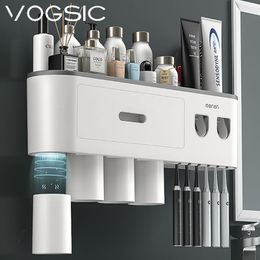 Toothbrush Holders VOGSIC Toothbrush Holder Storage Box Automatic Toothpaste Dispenser Waterproof Wall Mounted For Home Bathroom Accessories Sets 230718