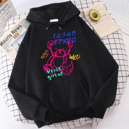 Men's Hoodies Force Wild Never Give Up Teddy Bear Unique Hooded Sweatshirt Versatile Pocket Clothing Classical Warm Hoodie Mens