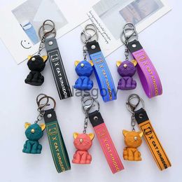 Car Key Cartoon Nordic Resin Cat Keychain Wholesale Cute Kitten Car Key Chain Bag Pendant Doll Gift Pendant Llaveros Para Mujer x0718