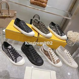 Designer Sneakers Domino Women Shoes Classic Canvas Shoe Fabric Low-tops Sneaker Ladies Outdoor Walikng Flat Trainers