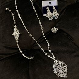 Pendant Necklaces GODKI Luxury 4PCS Flower Leaf Necklace Earring Set Dubai Wedding Jewellery Sets Engagement brincos para as mulheres 230718