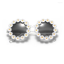 Sunglasses Classic Daisy Round Sunflower Edging Women Mirror For Sun Glasses UV400 Decor Party