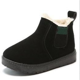 Nuovi stivali da neve invernali 2023 vendita calda suola morbida piatta stivali caldi per ragazzi e ragazze stivali per bambini antiscivolo scarpe invernali in cotone