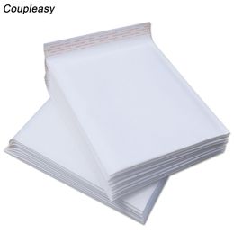 50pcs New White Kraft Paper Bubble Envelopes Bags Mailers Padded Bubble Envelope Waterproof Foam Mailing Bag 8 sizes Y200287k