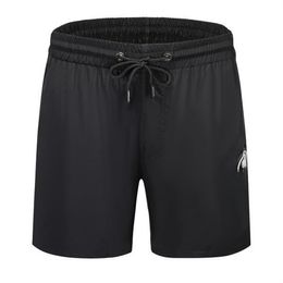 Men's casual shorts A summer must-have shorts stylish and trendy for a man's wardrobe h16