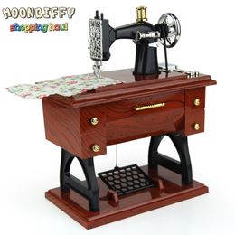 Decorative Objects Figurines Vintage Music Box Mini Sewing Machine Style Mechanical Birthday Gift Table Decor Sewing Machine Style Mechanical Music Box 230718