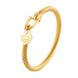 Bangle 361L Stainless Steel Bracelet Charm Gold Cable Cuff Heart shaped Pendant 230719