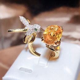 Creative Colored Gemstone Women Ring Simulating St. Mary's Aquamarine Hummingbird Ring 925 Stamp Wedding Party Fashion Jewellery