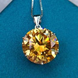 New Domineering Yellow Moissan Diamond Necklace Pendant Lucky Yellow Noble Hearts & Arrows Cut Jewelry Accessories274F