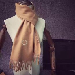 Elegant Cashmere Scarf Warm Scarves Fashion Letter Simple Design for Man Women Shawl Long Neck 4 Color Highly Quality212t