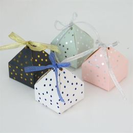 Pyramid Style Wedding Favours Supplies Dot Candy Boxes with Ribbon Gift Box Party Packaging Chocolate Box Baby Shower Favor312j