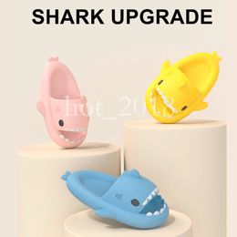 2023 Slippers Shark Slippers Slides Summer Shoes Beach Flip Flops Platform Cute Indoor Bathroom Soft Women Men Eva Female Male