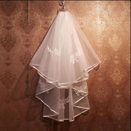 New Fashion White Ivory Short Two Layers 60-80cm With Comb Bridal Veils Wedding Accessories Beaded Edge Crystal LYK2246C