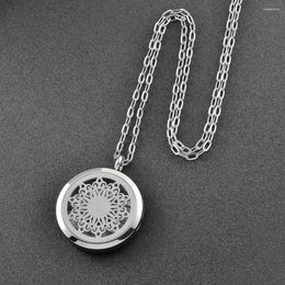 Chains KLH0129 30mm Round Flower Essential Oil Diffuser Necklace Pendant Locket Jewelry Gift Set