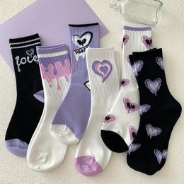 Sports Socks Purple Heart Print Casual Mid-calf Cotton Breathable Anti-odor Women Fitness Running Basketball