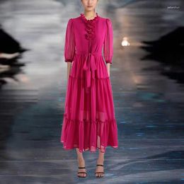 Casual Dresses European Runway Designer Dress Women 2023 Autumn Elegant Pink Ruffles Pleated Chiffon Vintage Vestidos Midi