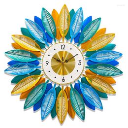 Wall Clocks American Fashion Clock Luxorious Decoration Living Room Stopwatch Circular Metal Frame Quartz 68 Feather Pattern 10" El