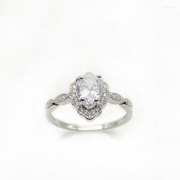 Cluster Rings Selling European Fashion 925 Sterling Silver Exquisite Ring Platinum White Diamond Crystal Jewellery Gifts