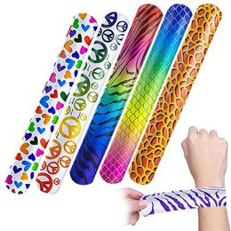 funpa 100pcs bracelet gifts animal design patterns hearts printed wrist strap slap bands party favors2897