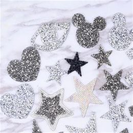 25pcs 4mm Fix Crystals Motifs Heat Transfer Rhinestones Motifs Crystal Strass Stones Applique Patches For Wedding Clothing Sho2177