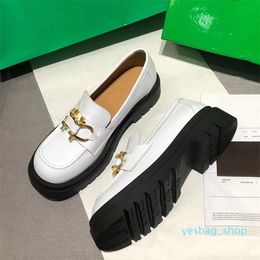 Designer Women Dress Shoes Brand soft leather shoe Gold Horsebit Buckle Loafers Sheepskin Genuine Leather Boots Luxurys Design