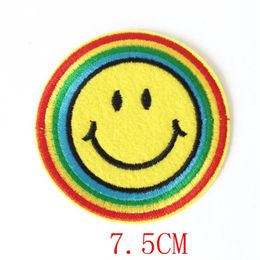 2018 Stickers Parches 90s Happy Hippy Rainbow Smiley Face Iron-on Patch Applique Motif Fabric Children Games Dartboard Decal205E