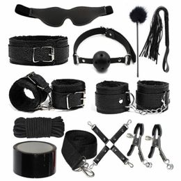 Bondage Bdsm kit adult sex toy suitable for women men hands cuffs pliers whip Spanking metal anal plug vibrator Bdsm binding set 230720