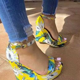 Sandals Women Floral Platform Sandals Female Summer Wedges Woman High Heels Thick Bottom Shoes Ladies Buckle Footwear Plus Size L230720