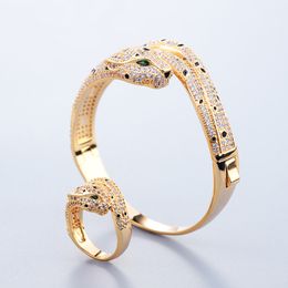 Novo conjunto de pulseiras de ouro 18K Leopard prata para mulheres anel masculino tênis de luxo Moda designer de joias unissex Feminino joias presente de festa Acessórios Casamento legal