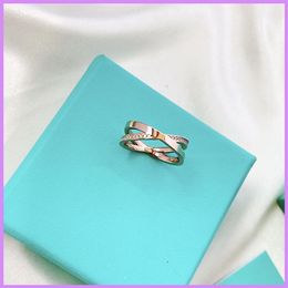2021 New Fashion Women Overlapping Ring Luxury Designer Jewelry With Dimond Casual Ladies Rings S925 Sterling Silver Rose Gold D21263R