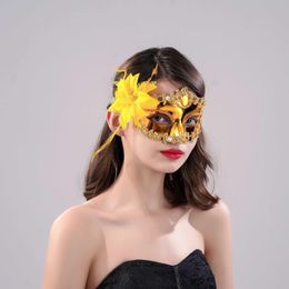 Headpieces Lace Luxurious & Dazzling Women's Masquerade Ball Decorative Mask