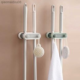 Self-adhesive Mop Clip Bathroom Kitchen Shelf Wall Mounted Free Punch Hook Storage Brush Broom Hanger Towel Household Pendant L230704