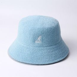 Berets 2023 Korean Version Kangaroo Song Minhao Bar Same Style Ins Towel Mesh Bucket Hat Solid Color Flat Top Basin