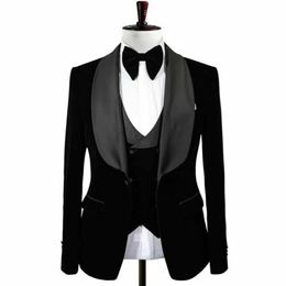 Latest Men's 3 Pieces Prom Black Velvet Dinner Groom Tuxedos Wedding Formal Blazer Man Lapel Men Suits Jacket Vest Pant295l