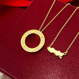 Luxury Diamond Necklaces Pendants High version buckle Rose Gold Ring Light Luxury Net Red Pendant Titanium Steel Clavicle Chain Designer Jewellery Love Necklace