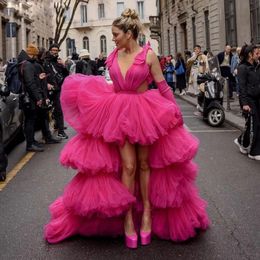 Fúcsia alta babados vestidos de noite com decote em v mangas em camadas tule vestido de celebridade cutaway lados frente curto traseiro longo especial ocn vestido 326 326