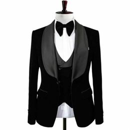 Latest Men's 3 Pieces Prom Black Velvet Dinner Groom Tuxedos Wedding Formal Blazer Man Lapel Men Suits Jacket Vest Pant295T