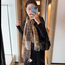 Winter Long Designer Scarf Shawls Women Cashmere Scarfs Checkerboard Wool Scarves for Mens Soft Touch Warm Luxury Beanie Silk Scarf Mens Accessories