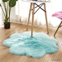 Carpets Antiskid Soft Faux Fur Wool Carpet Indoor Sheepskin Rug Modern Carpet Mat Blue White Pink Gray Living Room 30x30cm R230720